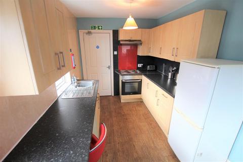 4 bedroom apartment to rent, Northgate Street, Aberystwyth