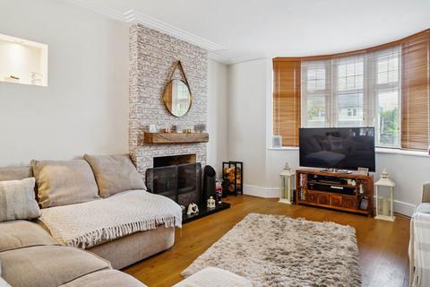 undefined, Southfield Avenue, North Watford