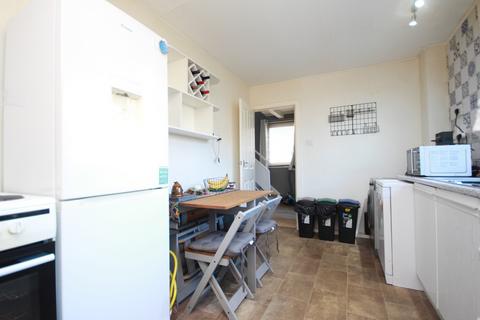 3 bedroom semi-detached house for sale, Thrashbush Road, Airdrie, ML6