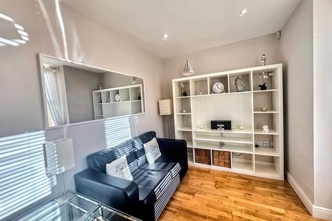 1 bedroom flat for sale, Boscombe East