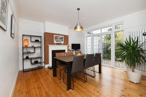 3 bedroom semi-detached house for sale, Parkland Avenue, Upminster RM14