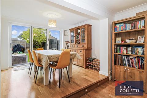 4 bedroom terraced house for sale, Lampits, Hoddesdon