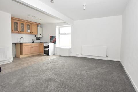 2 bedroom flat to rent, North Wingfield Road, Grassmoor, Chesterfield, S42 5ER