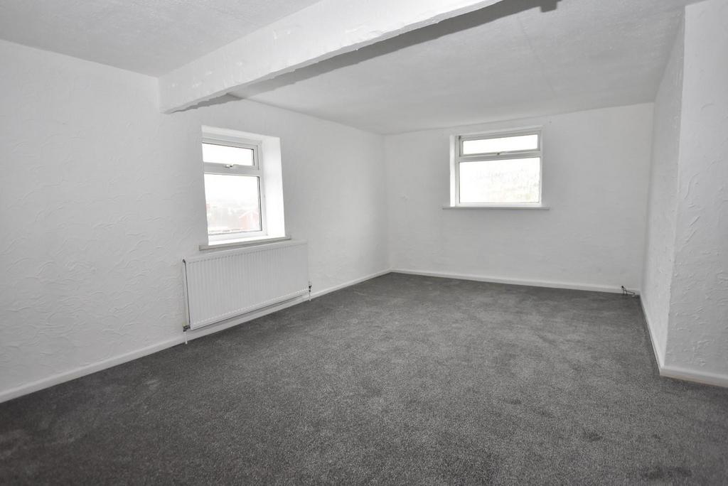 Bedroom 1.JPG
