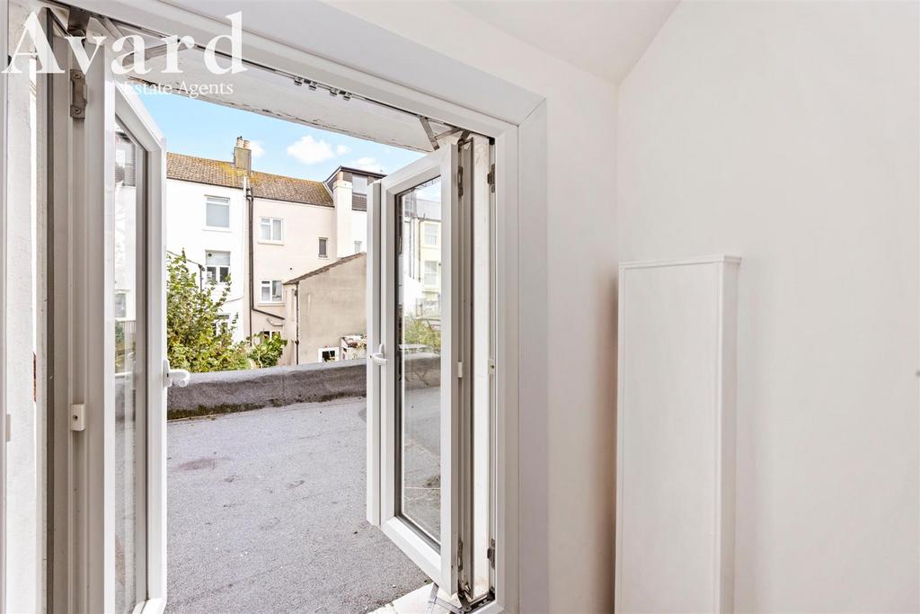 Warleigh Road, 54-015.JPG