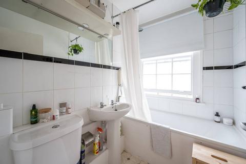 1 bedroom flat to rent, Rawstorne Street, Angel, London, EC1V