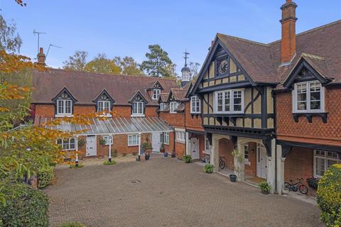 undefined, Prince Albert Drive, Ascot