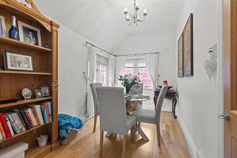 undefined, Prince Albert Drive, Ascot