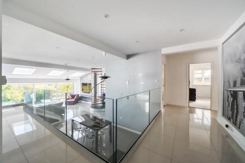 undefined, Warminster Road, Bath BA2