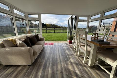 2 bedroom detached bungalow for sale, Jacks Orchard, Priors Marston, CV47
