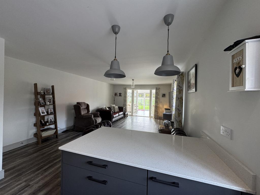 Sitting/Dining Room