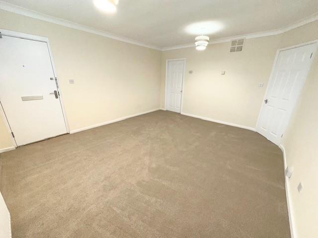 Lounge E.jpg