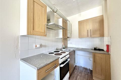 1 bedroom flat for sale, Well Street, Torrington, Devon