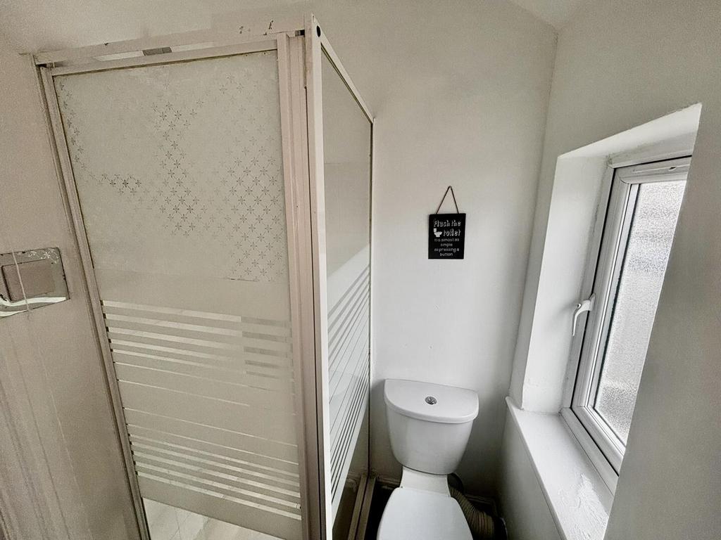 Upstairs Bathroom