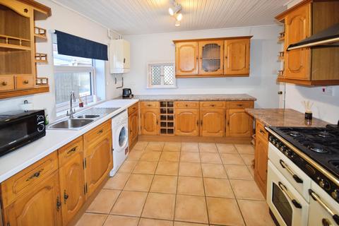2 bedroom bungalow for sale, Lincoln Road, Skegness PE25