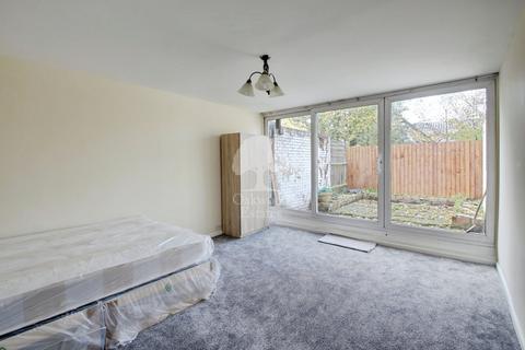 undefined, Heritage Close, Uxbridge UB8