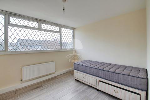 undefined, Heritage Close, Uxbridge UB8