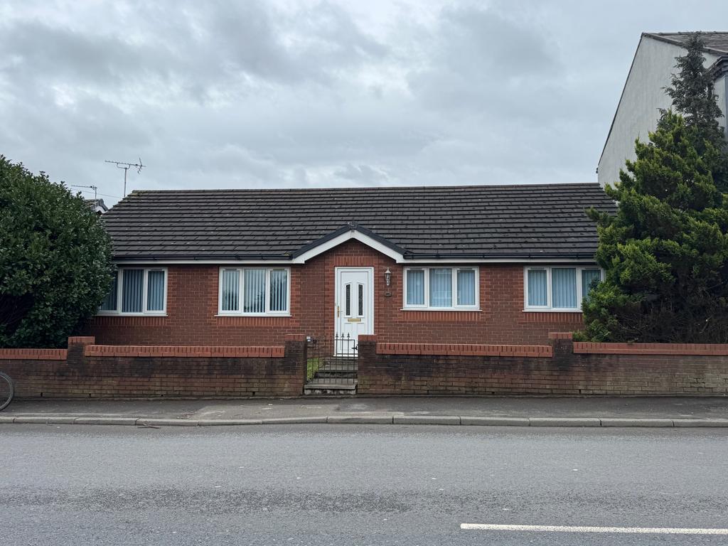 3 bed detached bungalow for sale Bolton Road, Ash