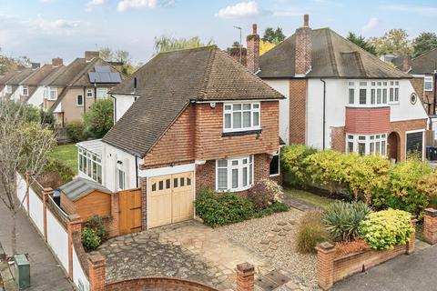 3 bedroom detached house for sale, Greenway Gardens, Croydon, CR0