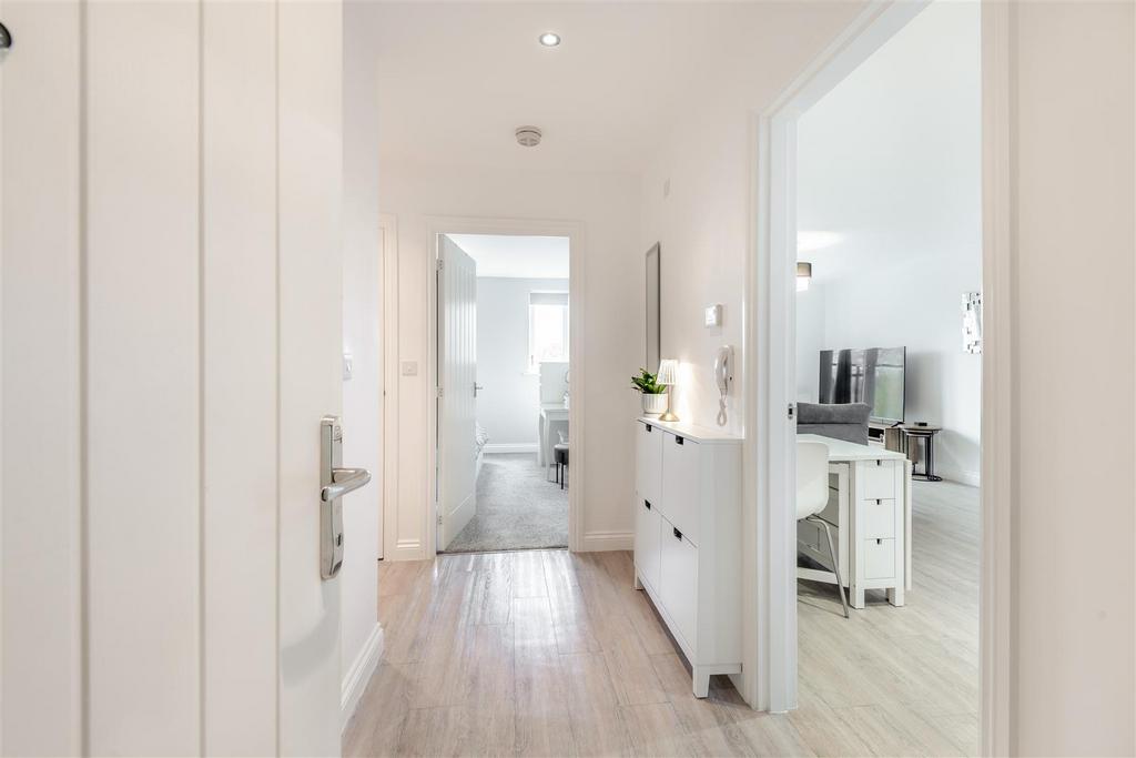 8669165-interior07.jpg