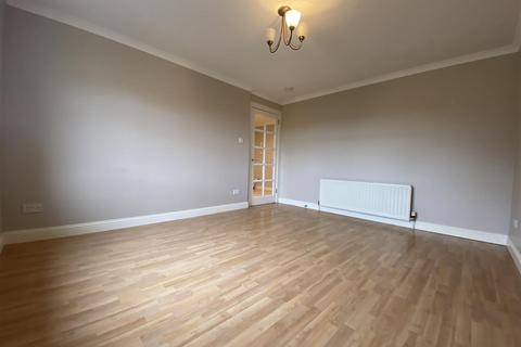2 bedroom flat to rent, South Inch Court, Perth