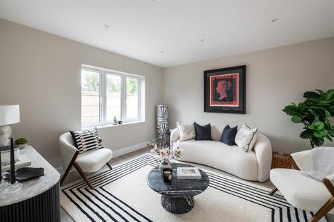 undefined, 24 - 26 Weatherhill Road, Smallfield, Horley