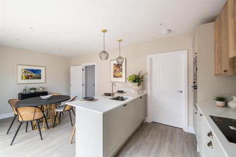 undefined, 24 - 26 Weatherhill Road, Smallfield, Horley