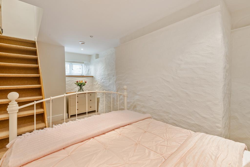 16 Bed 2 Porthole Baileys Meadow Stoke Fleming