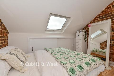undefined, New North Road, Reigate, Surrey