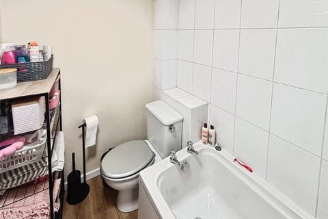 undefined, Meadow Grove, Ashford TN25