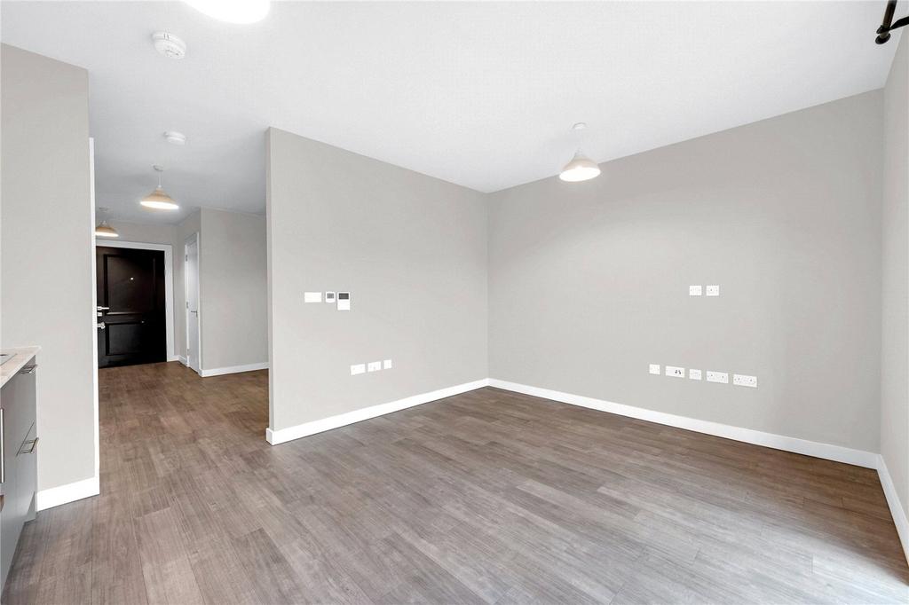 Kitchen / Reception