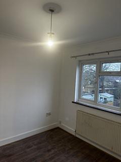 3 bedroom terraced house to rent, Harrow HA2