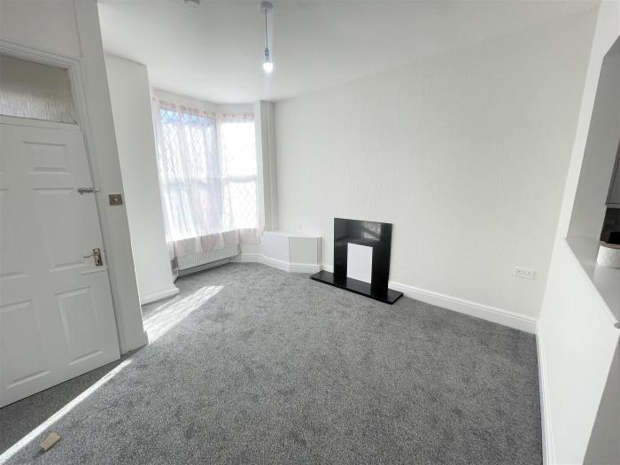1 Shuttleworth Road
