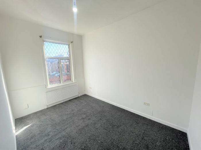 1 Shuttleworth Road