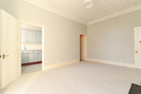 1 bedroom flat for sale, Beach Road, Westgate-on-Sea, Kent, CT8