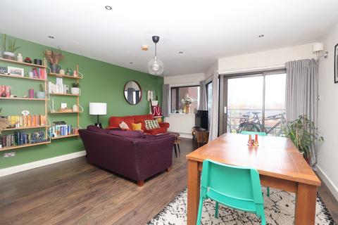 2 bedroom flat for sale, Seymour Grove, Manchester, M16