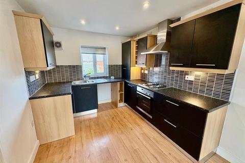 3 bedroom house to rent, Albert Crescent, Hampton Vale, Peterborough