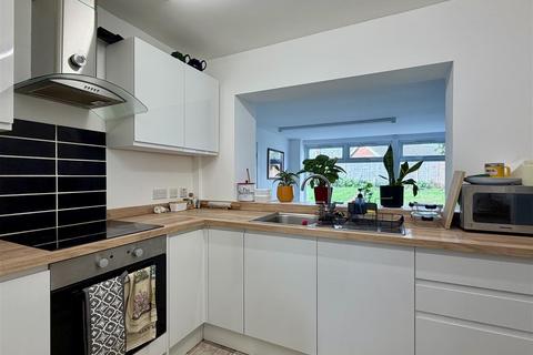 3 bedroom semi-detached house for sale, Birch Hill Road, Clehonger, Hereford