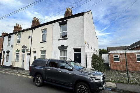 2 bedroom end of terrace house for sale, Oxford Street, Syston, Leicester