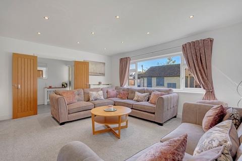 4 bedroom detached house for sale, Christchurch Road, Cheltenham, GL50