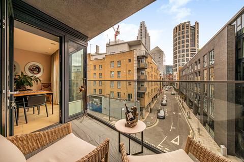 3 bedroom flat for sale, Jasper Walk, Shoreditch, N1