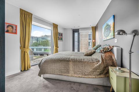 3 bedroom flat for sale, Jasper Walk, Shoreditch, N1