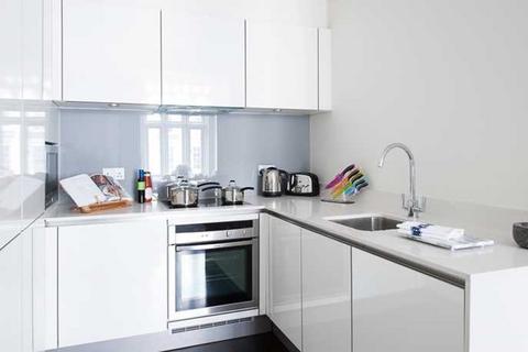 1 bedroom apartment to rent, Green Street, London