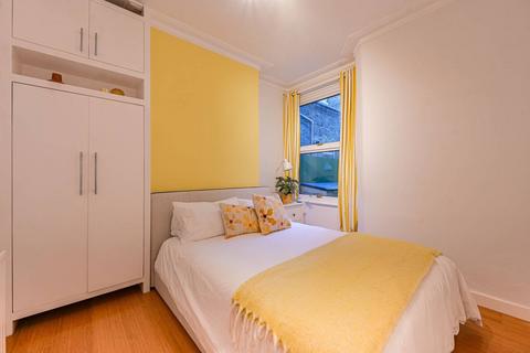 2 bedroom flat to rent, Musard Road, Barons Court, London, W6
