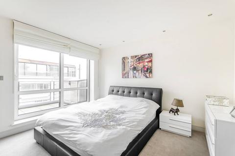 3 bedroom flat for sale, Chelsea Creek, Fulham, London, SW6