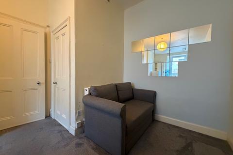 undefined, Piersfield Grove, Edinburgh EH8