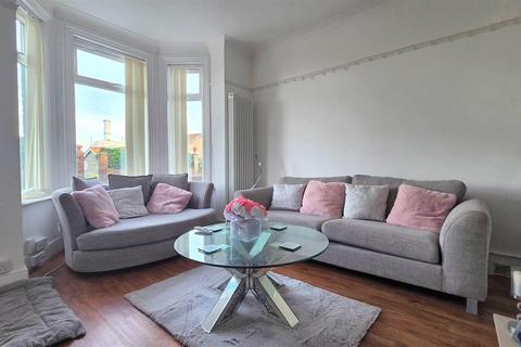 4 bedroom terraced house for sale, High Street, Gorleston