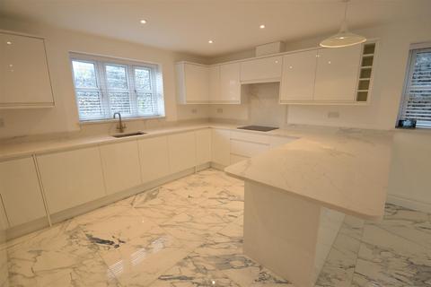 3 bedroom detached house to rent, Forge Cottage, Fonmon, Barry, CF62 3BJ