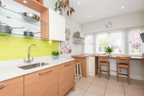 undefined, Trenchard Close, Hersham, Walton-On-Thames