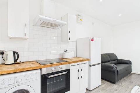 4 bedroom flat to rent,  29 Sylvester Street, , Liverpool L5